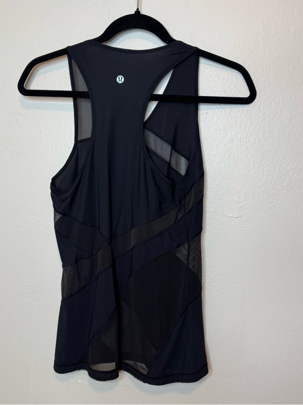 Lululemon Mesh In Motion Racerback Tank Top Black Workout Shirt - Picture 6 of 7